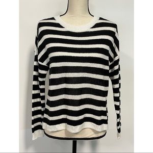 SO Lightweight Striped Knit Sweater Juniors Size M